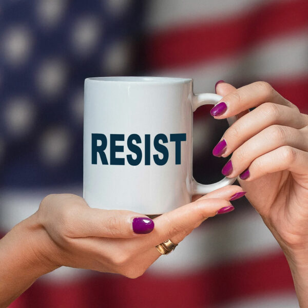 Resist Trump 2025 Mug